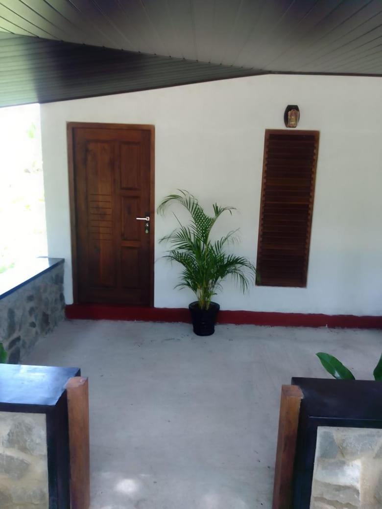 Soma Cabana, Homestay & Restaurant Tangalle Exterior foto